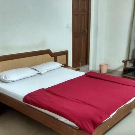 Mg Palace Lodge Shimoga Exterior photo